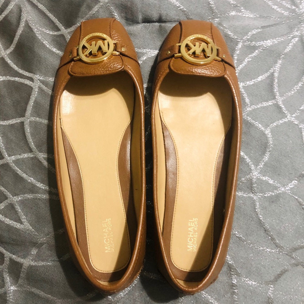 Michael Kors flats/Size 11 🥿
